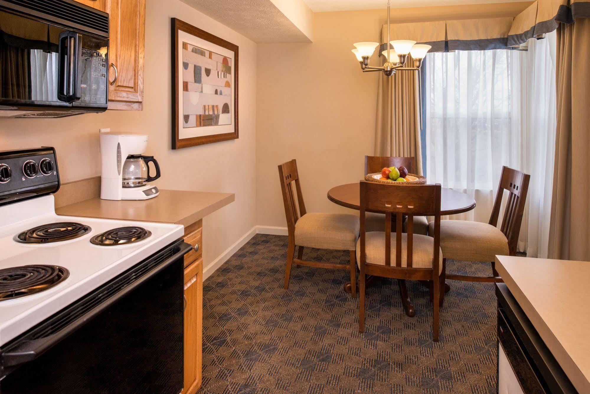 Charwood Suites Columbus Exteriér fotografie